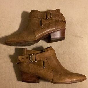 Chic Tan Casual Suede Ankle Boots Unique Buckled Straps